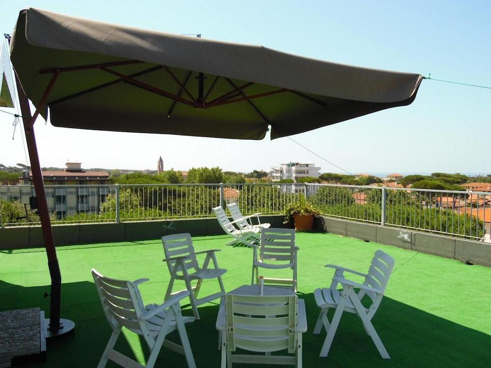 Hotel Mediterraneo Marina di Pietrasanta Exteriör bild