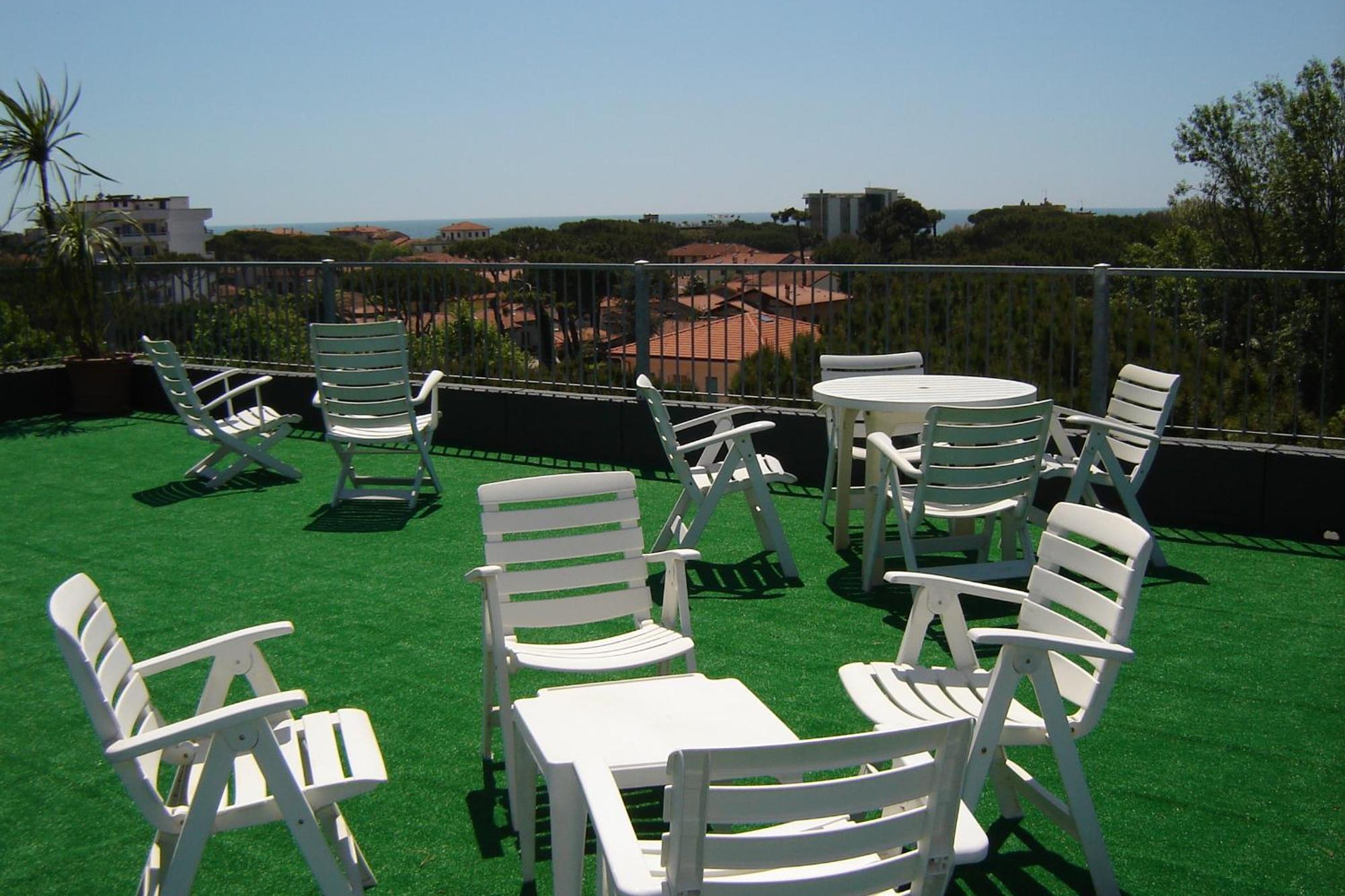 Hotel Mediterraneo Marina di Pietrasanta Exteriör bild